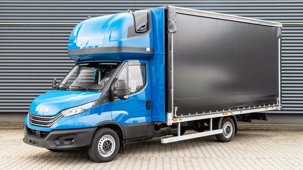 IVECO Daily 35S18 KURTYNA